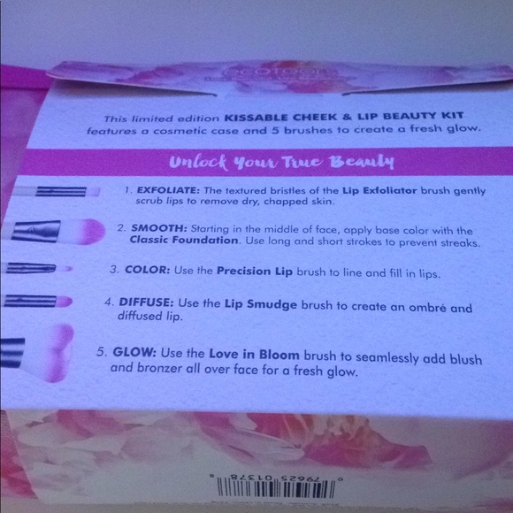 Ecotools Brush set - Picture 2 of 2